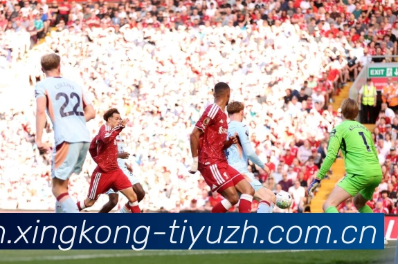埃斯特旺未入巴西世界杯五十五人初选名单无缘征战大赛战术观察:最新赛事动态与深度分析 埃斯特旺未入巴西世界杯五十五人初选名单无缘征战大赛战术观察:最新赛事动态与深度分析